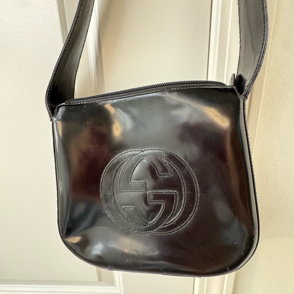 Gucci Tom Ford Gg Logo Black Shoulder Bag Enamel Leather